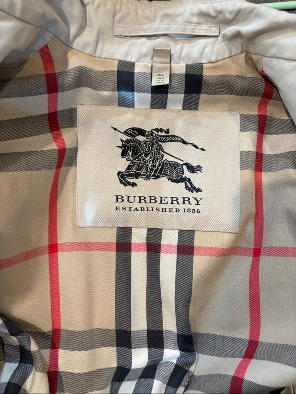 Burberry Beige Short Trench Coat with Signature Check Lining US 6 - Picture 6 of 11